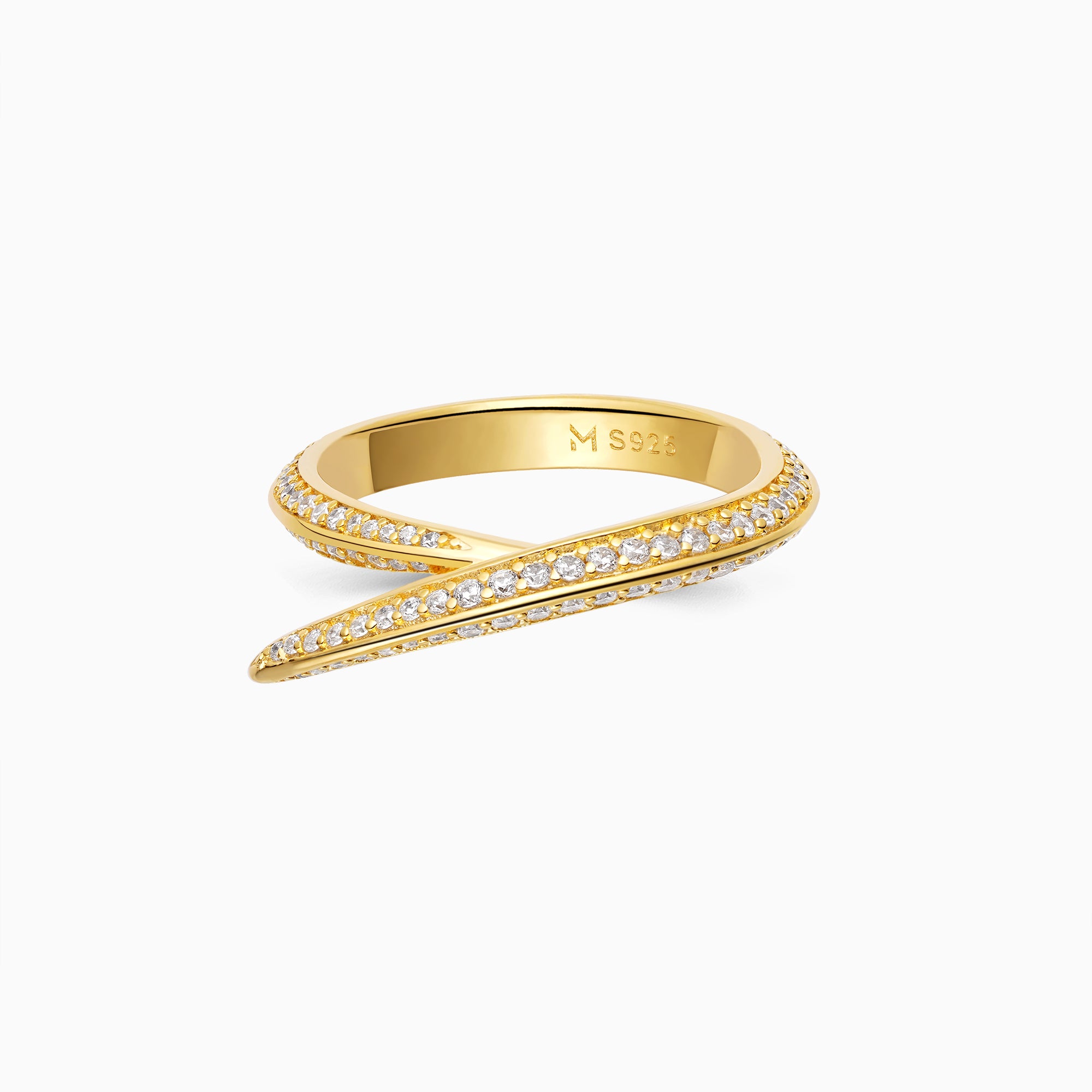 Pointed Curve Ring