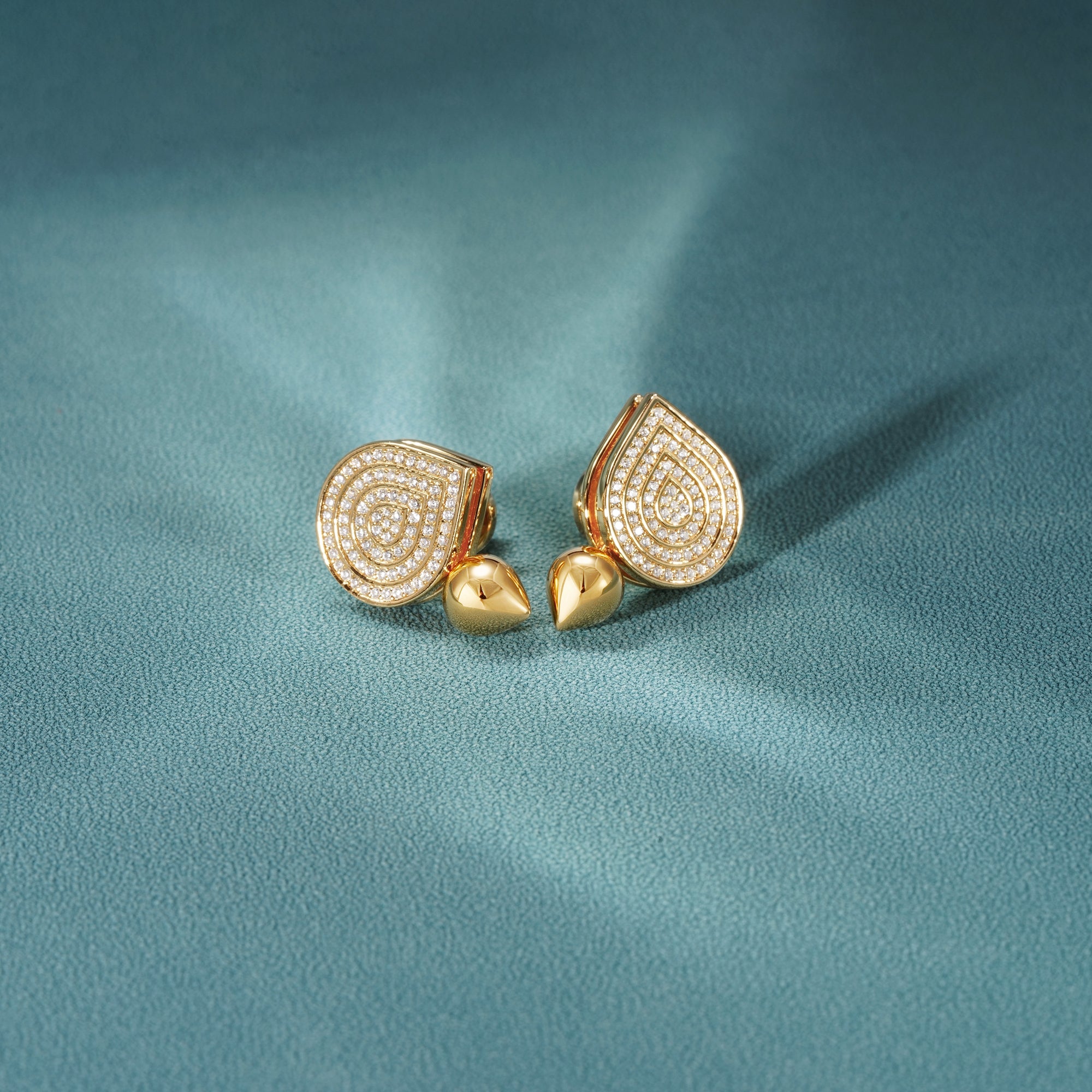 Dancing Waterdrop Earrings