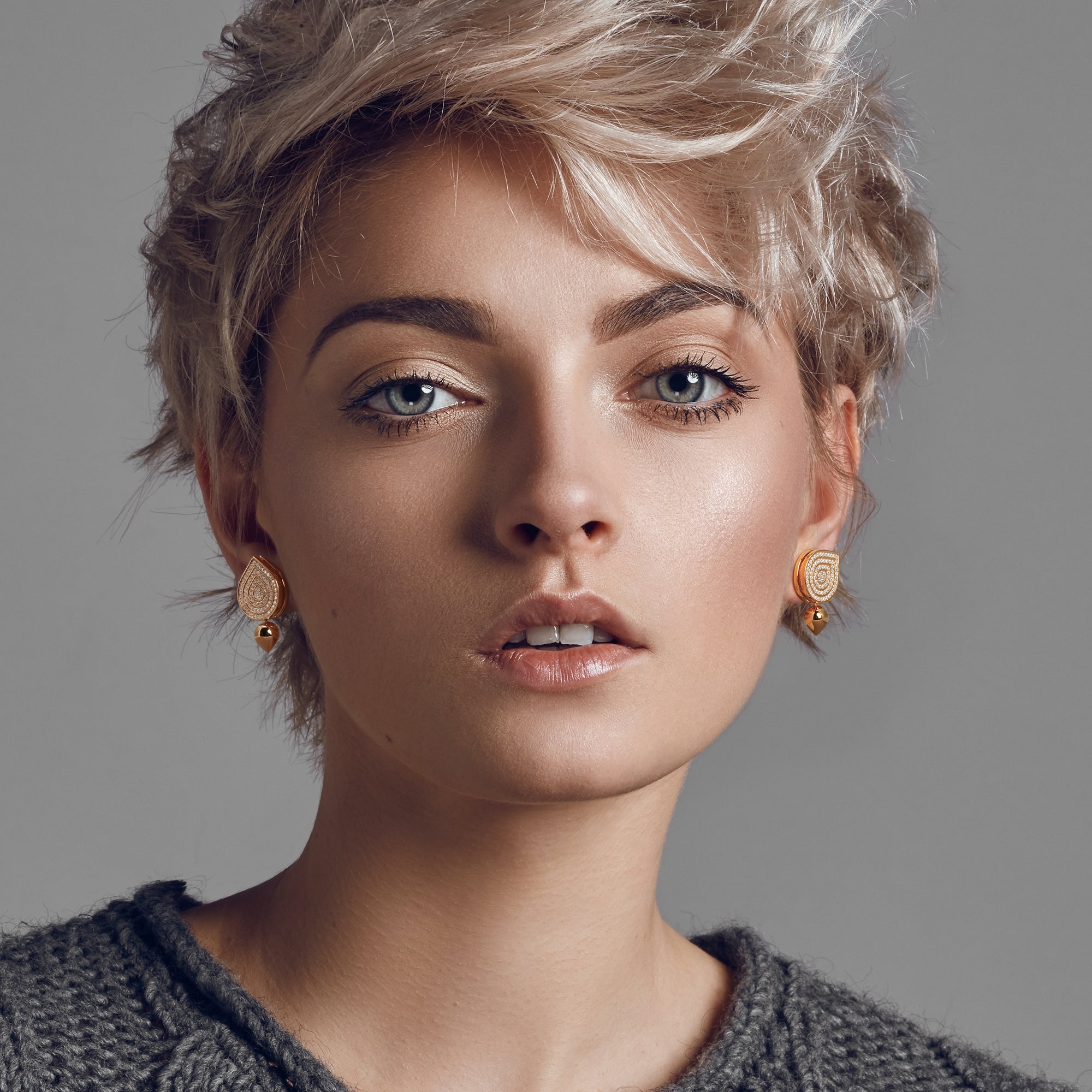 Dancing Waterdrop Earrings