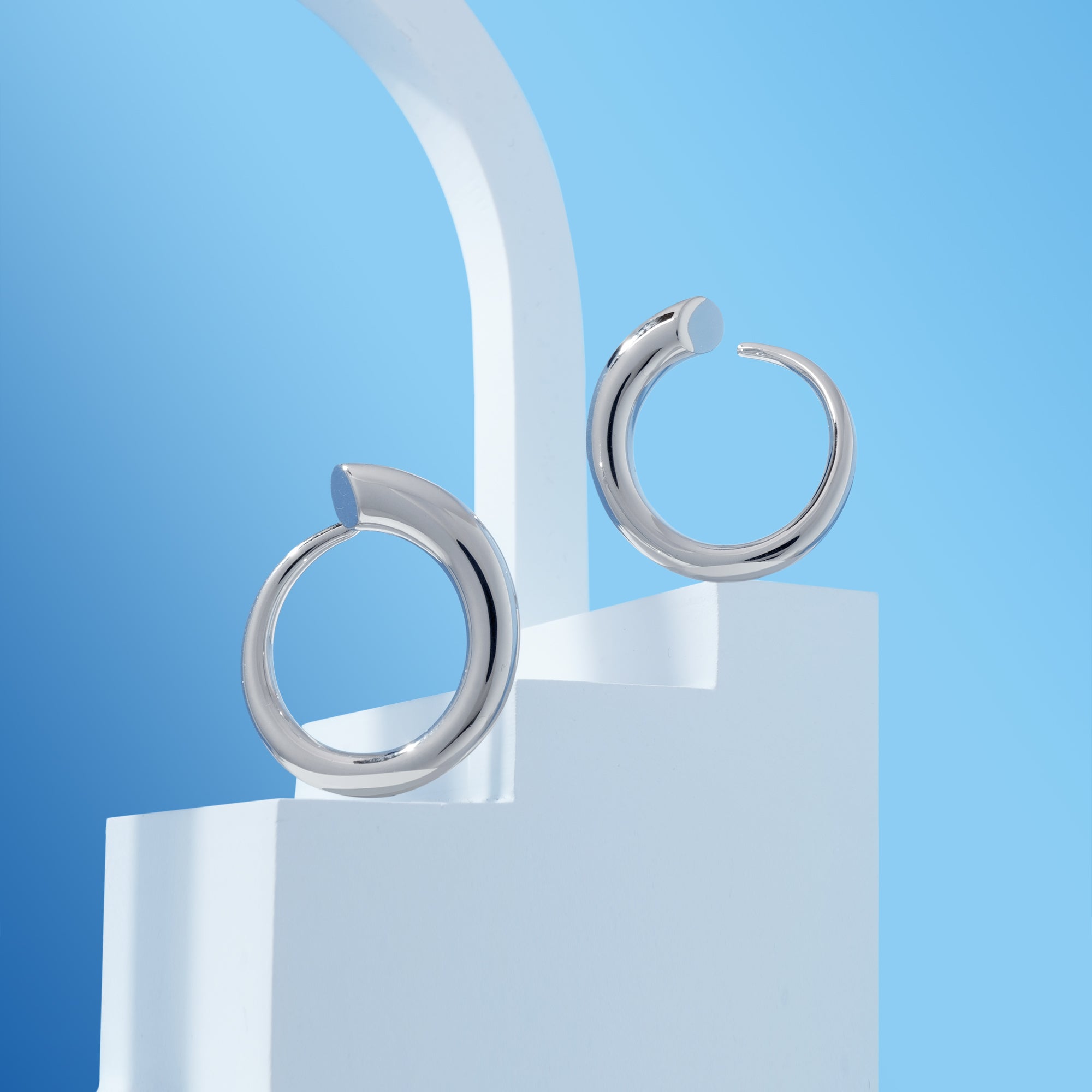 Graduated Hoop Earrings