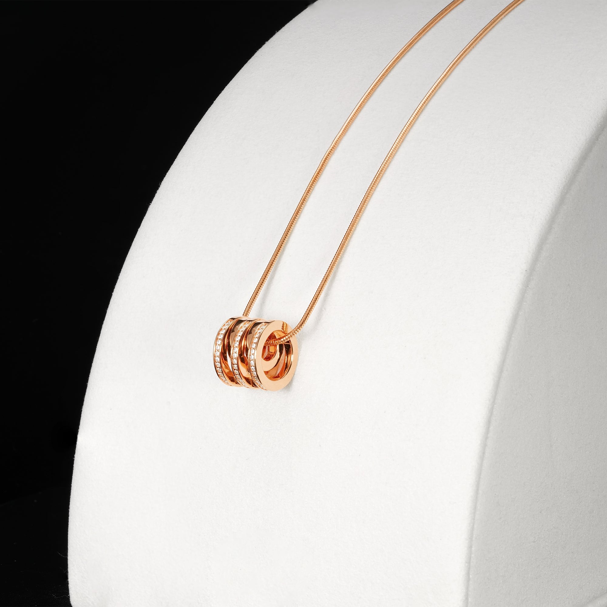 Kinetic Multi Hoop Necklace
