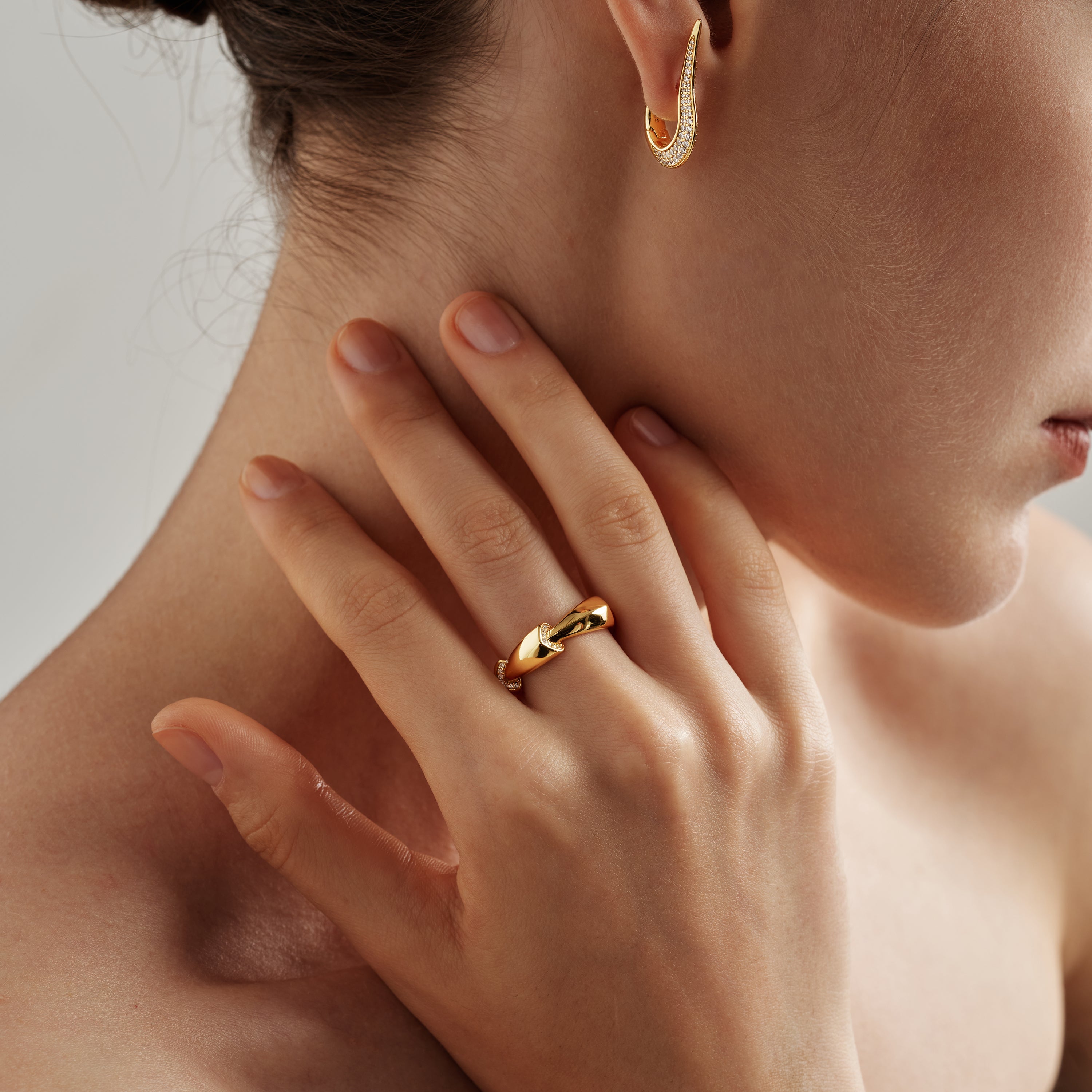 Waterdrop Endless Ring